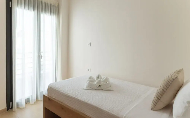 Saint Matthew Central Apartment by Senaon