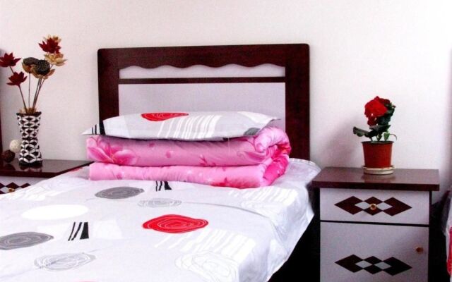 Penglai Rongjun Fisher Apartment