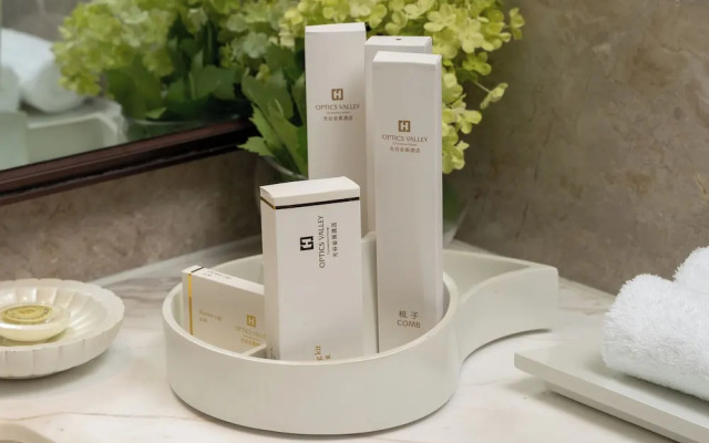 Wuhan Optics Valley Convention Hotel