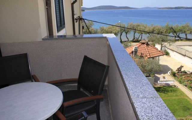 Zdenka - 10 m From the Beach - A4