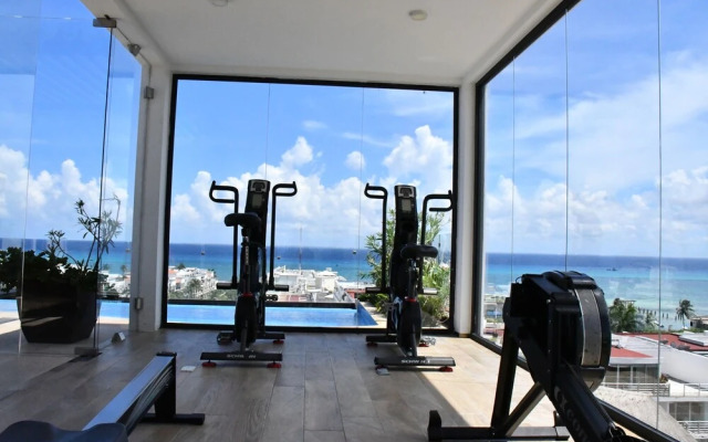 Luxury Apartment on 5th Av -One Paralia