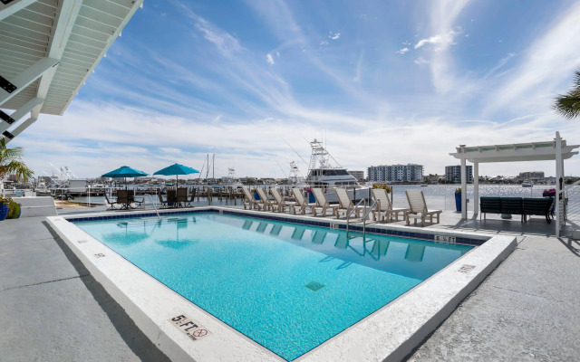 Inn on Destin Harbor, an Ascend Collection Hotel