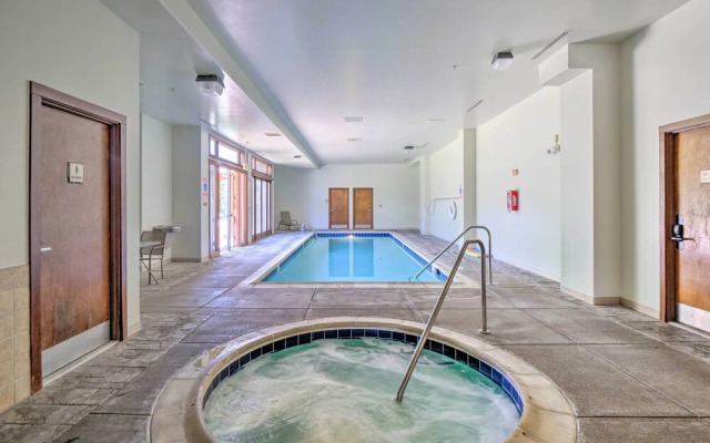 < 1 Mi to Slopes: Mtn-view Keystone Condo