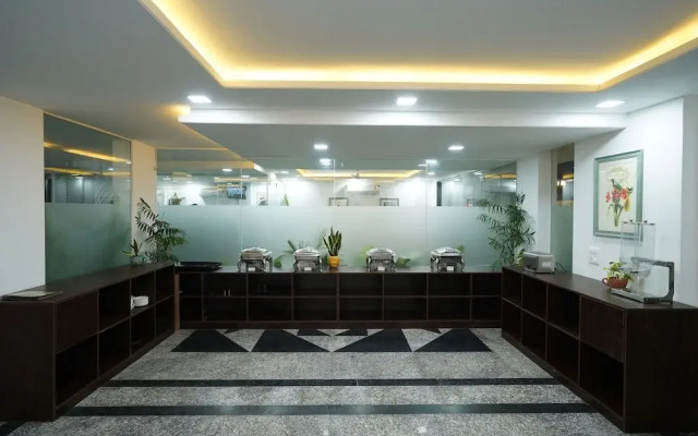 Posh Garden Inn