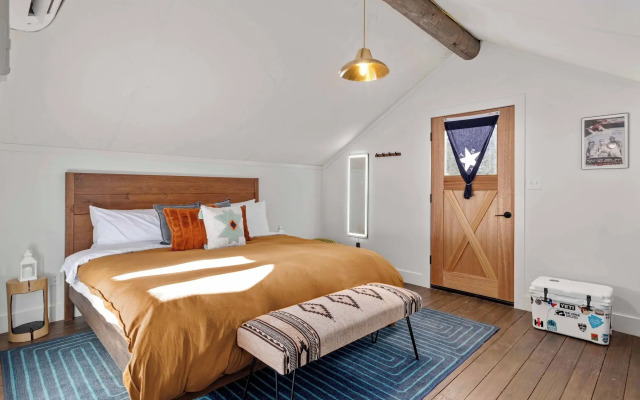 Lucky Arrow Retreat - Dripping Springs