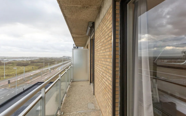 Retreat With Pool Access