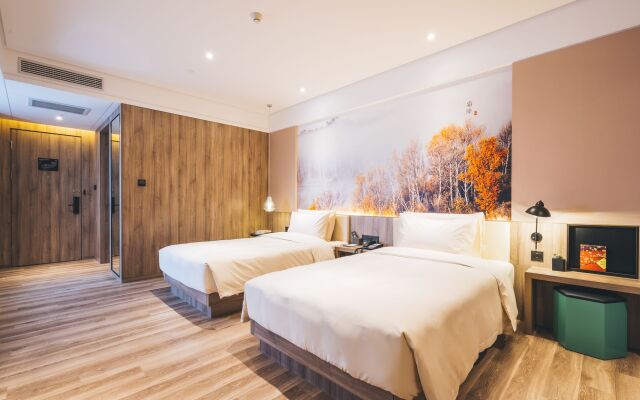 Atour Hotel Hongqiao Hub National Exhibition Center Shanghai