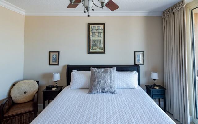 Spacious Condo at 3 Portofino