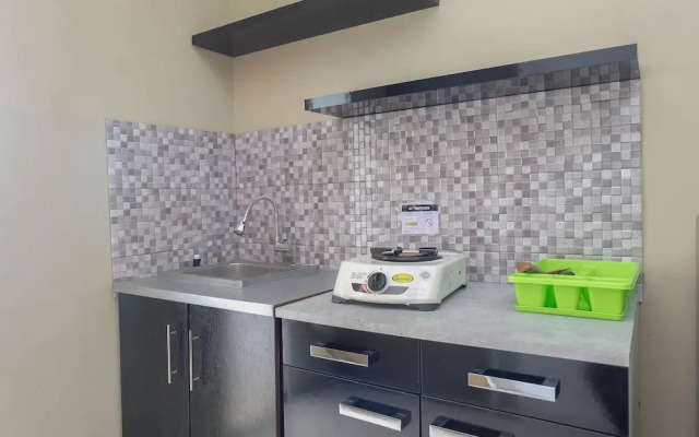 Strategic 1Br At Bassura City Apartment