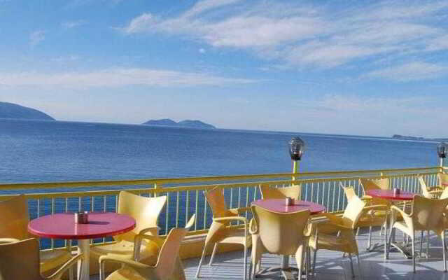 Hotel Liro