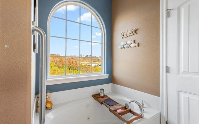 Branson 2 Bedroom Duplex With Large Deck