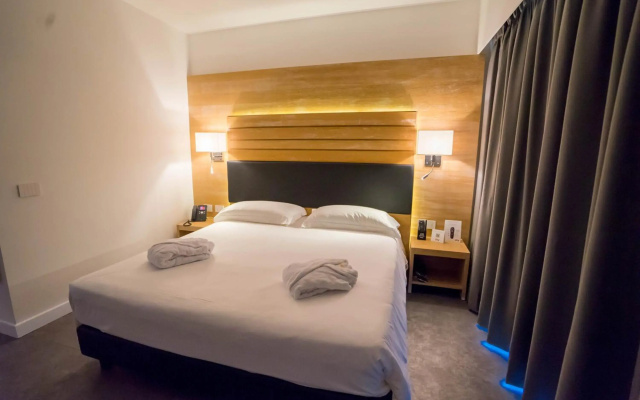 PM Hotel