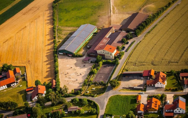 Pension & Reitschule Fuchsenhof