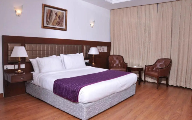 Lilywhite Hotel