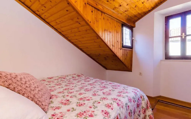 Holiday Home St George - Two Bedroom Apartment With City View