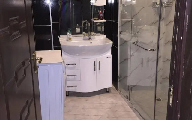 Apartment on Arutin Saiatnova