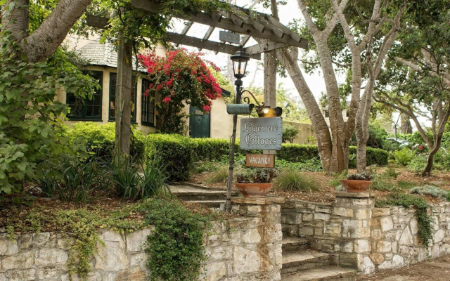 Edgemere Cottages