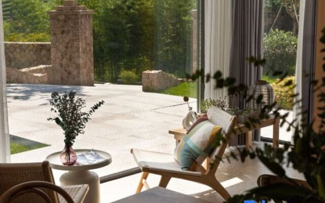 YUNXI Designer Hot Spring Homestay