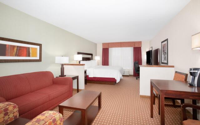 Holiday Inn Express & Suites Gillette by IHG
