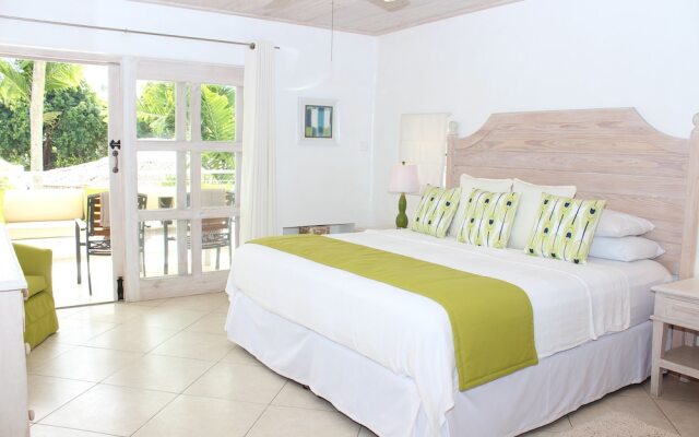 Glitter Bay Suites