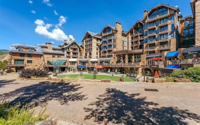 Luxury Vail Solaris Studio Vacation Rental Set at the Base of the Mountain Just Steps From the Gondola