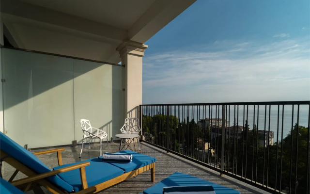 Yupshara Hotel