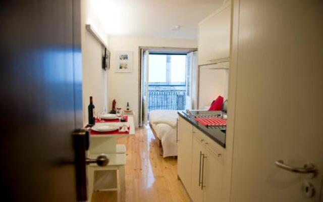 By Clerigos - Studios