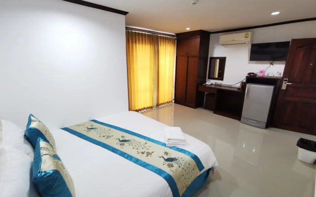 Baan Pattamaporn Hotel