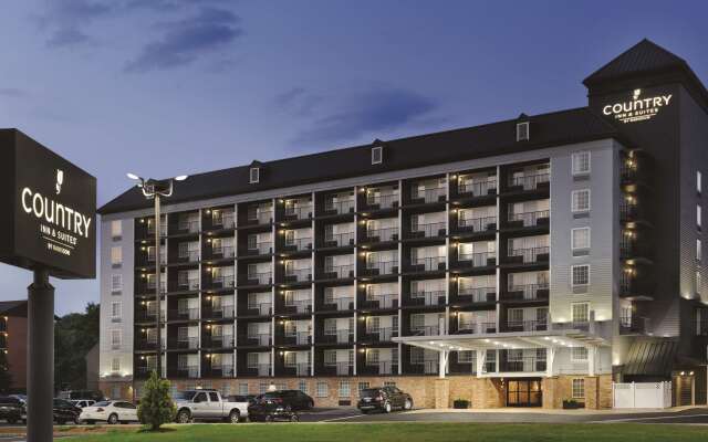 Country Inn & Suites by Radisson, Pigeon Forge South, TN