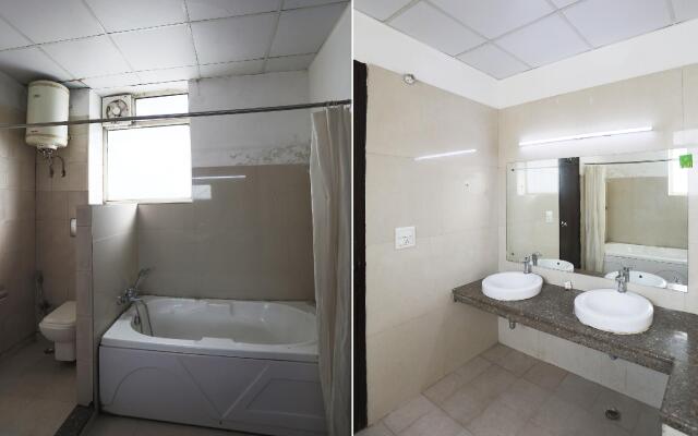 OYO 567 Hotel Royal Stay Inn