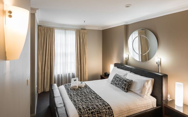 Clarendon Hotel