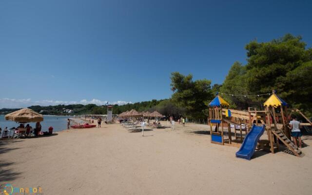 Camping Village Grotta Del Saraceno