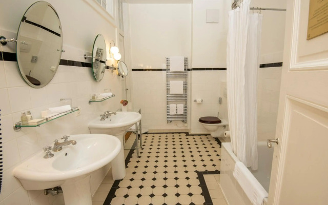 Hotel Des Trois Couronnes