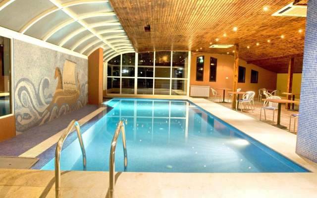 Madisson Hotel