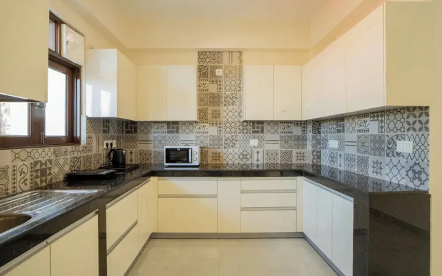 Alaya Stays Luxfort 4 BHK with Pvt Pool