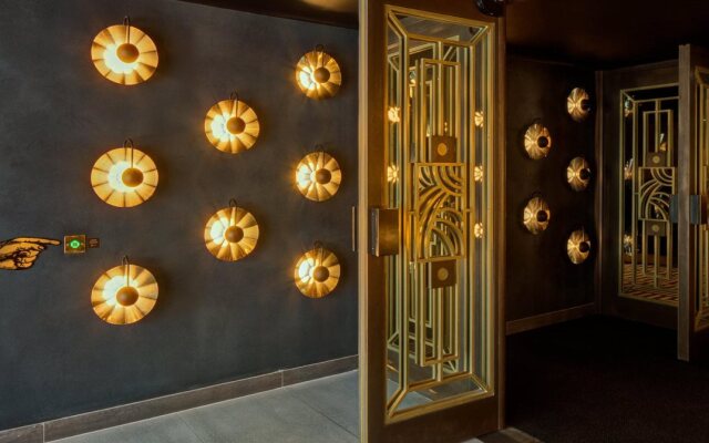 Hotel Indigo London - 1 Leicester Square by IHG