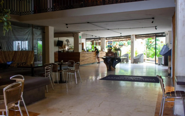 Caribbean Paradise Hotel & Spa - 5th Avenue