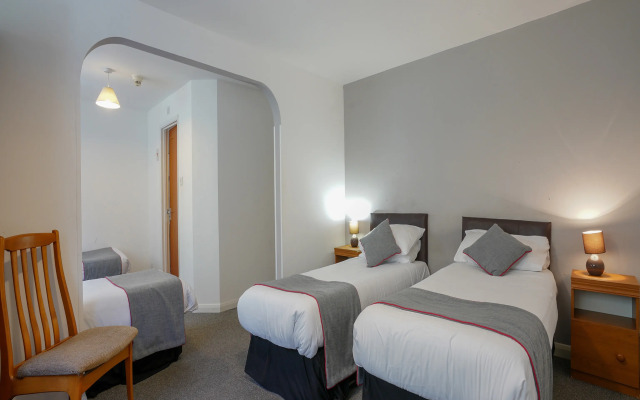 OYO Shanklin Beach Hotel