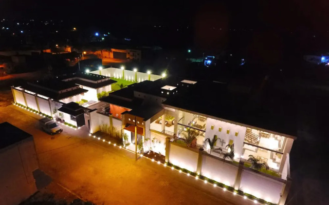 Royal Serennia Small Hotel Boutique