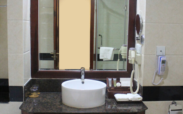 Phnom Penh Katari Hotel