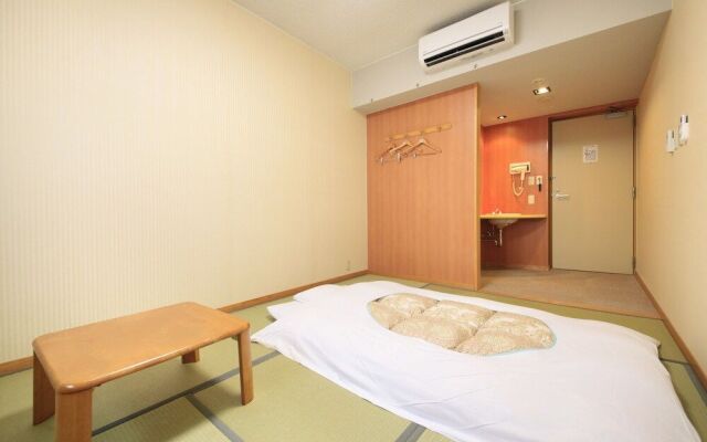 Poka Poka Onsen Hotel