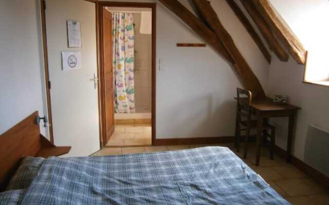 Chambres & Table d'hôtes La Tour de Giry