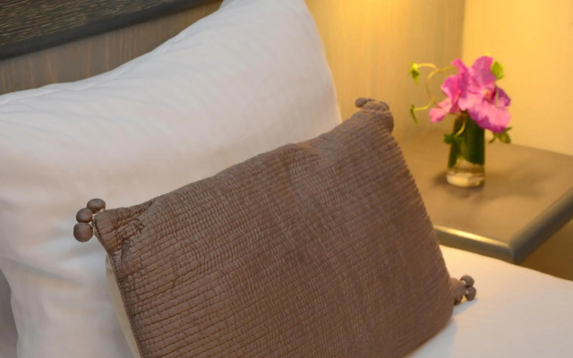 Ariana Hotel