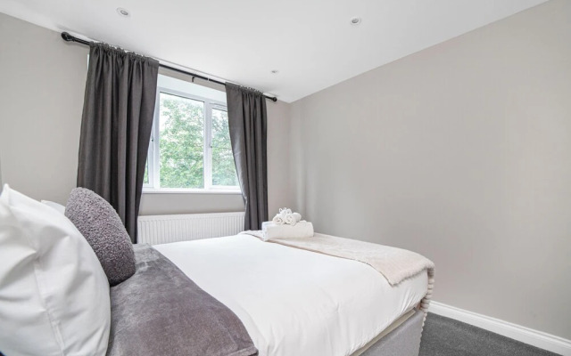 Elegant Retreat 1bed Near Central London