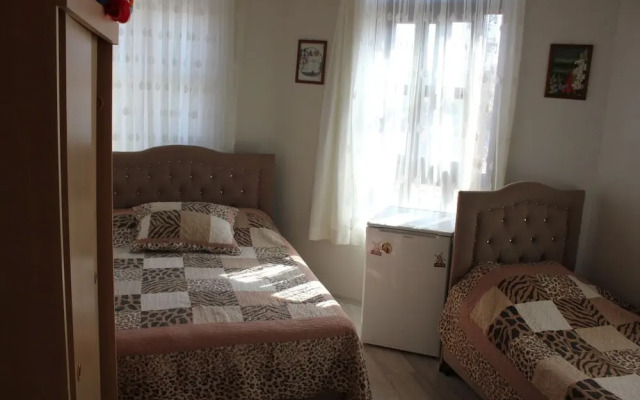 Urla Tarihi Han Otel