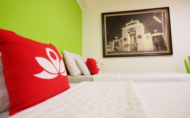 ZEN Rooms Basic Kalimas Sunan Ampel