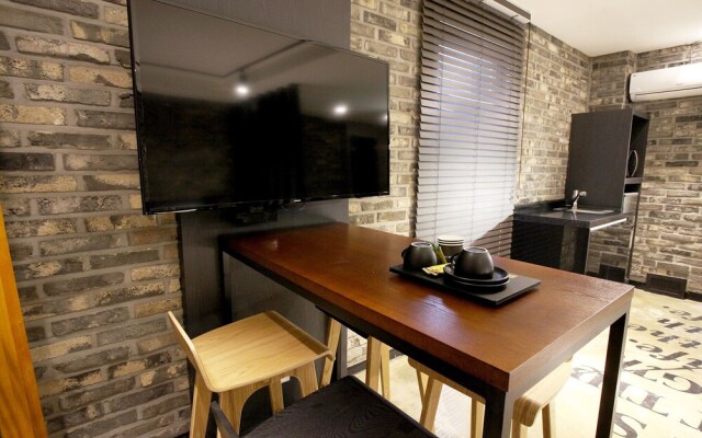 Ansan Boutique Hotel Reniel