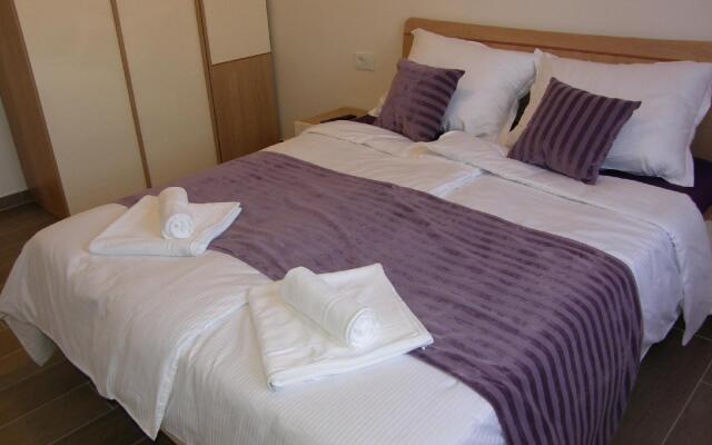 Smojver - Two Bedroom No.3