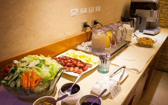 Rich Garden Hotel