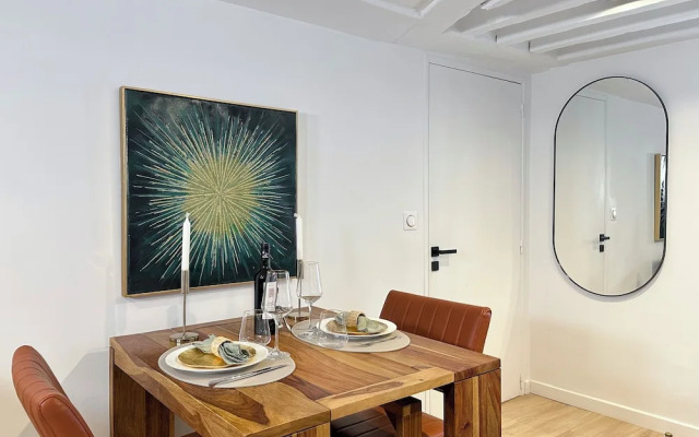 1533 Petites écuries